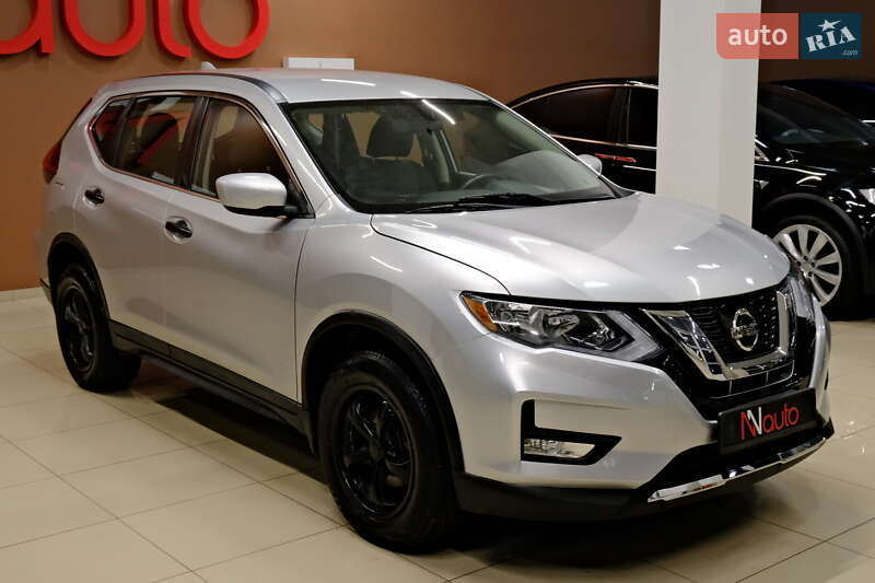 Внедорожник / Кроссовер Nissan Rogue 2017 в Одессе