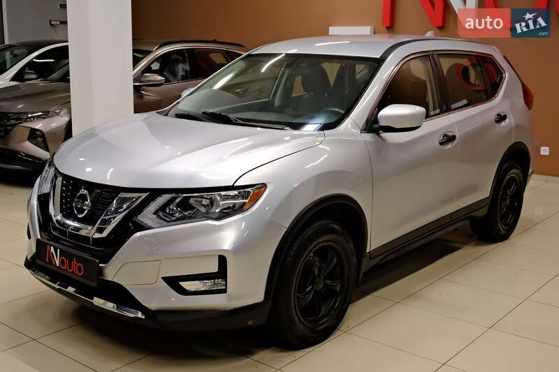 Внедорожник / Кроссовер Nissan Rogue 2017 в Одессе