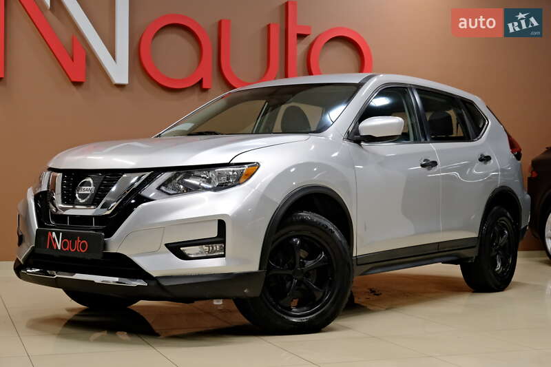 Внедорожник / Кроссовер Nissan Rogue 2017 в Одессе