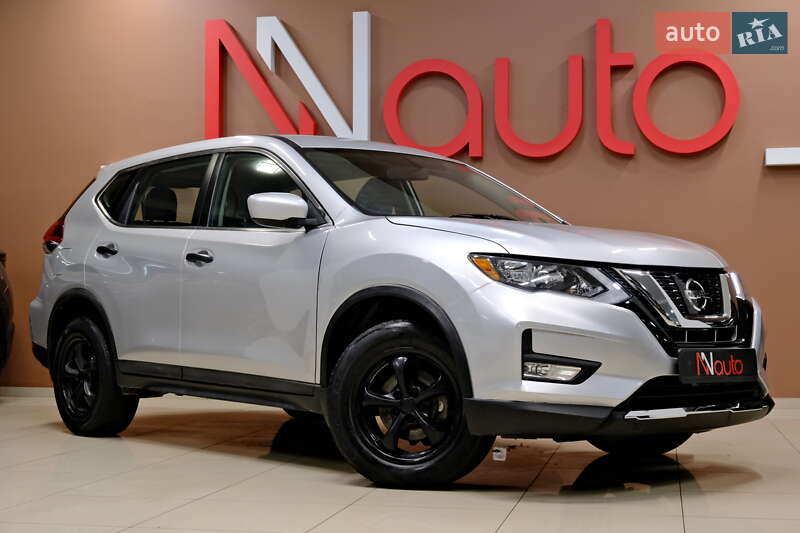 Внедорожник / Кроссовер Nissan Rogue 2017 в Одессе