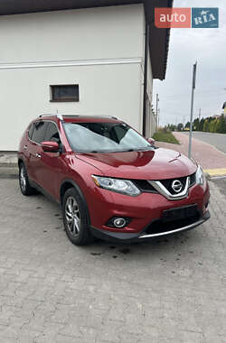 Позашляховик / Кросовер Nissan Rogue 2015 в Львові