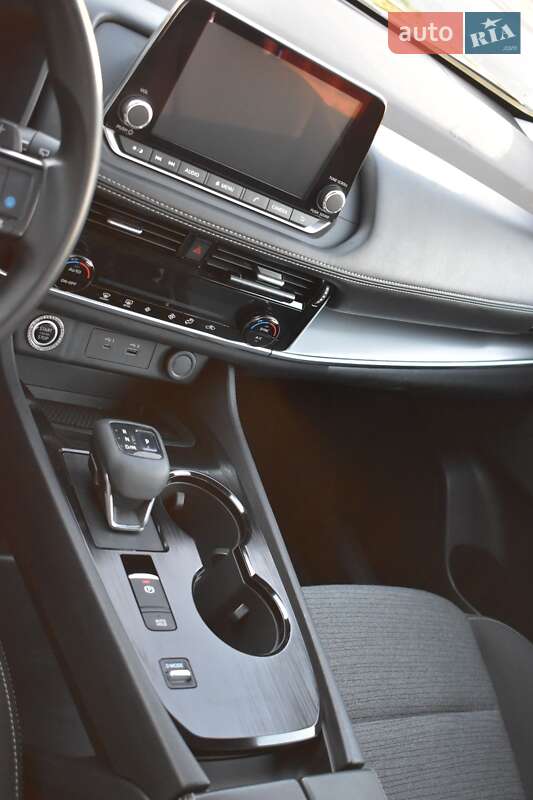 Позашляховик / Кросовер Nissan Rogue 2021 в Білій Церкві