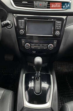 Внедорожник / Кроссовер Nissan Rogue 2014 в 