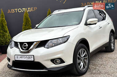 Позашляховик / Кросовер Nissan Rogue 2015 в Одесі