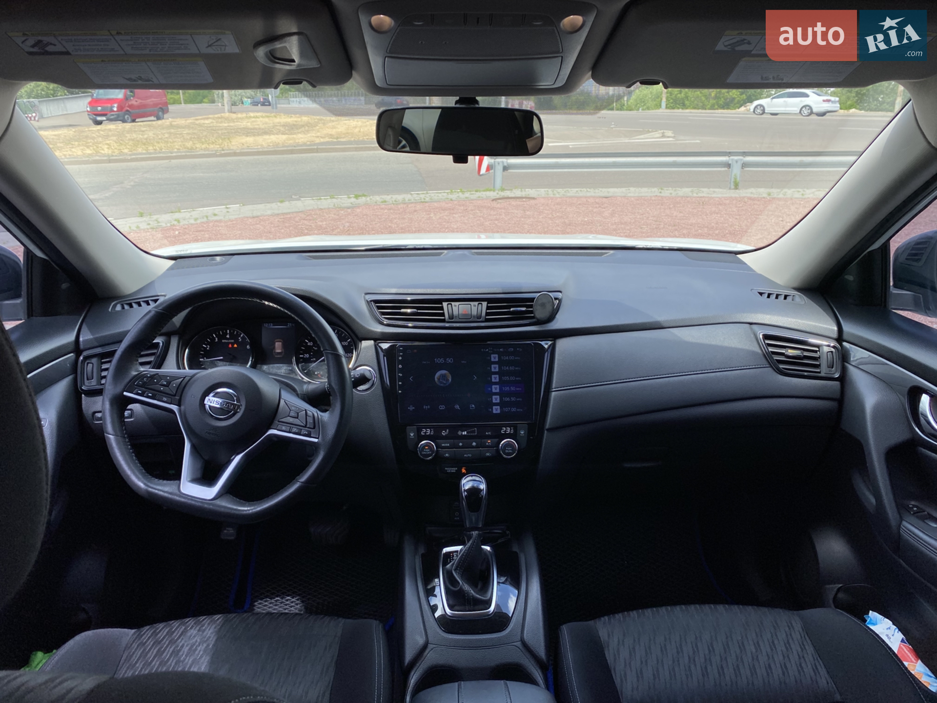 2017 Nissan Rogue - мініатюра 3