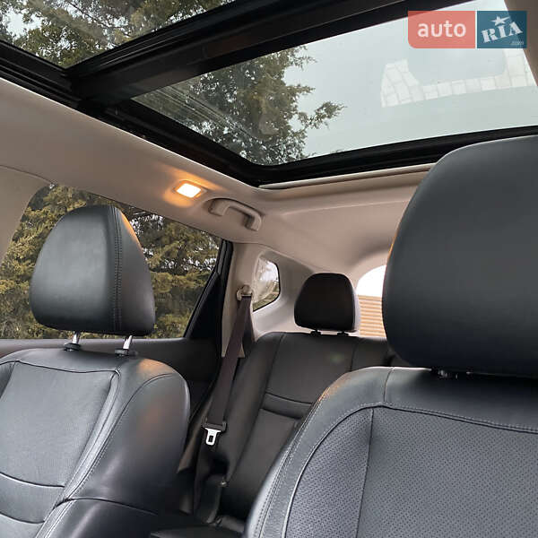 Внедорожник / Кроссовер Nissan Rogue 2016 в Измаиле