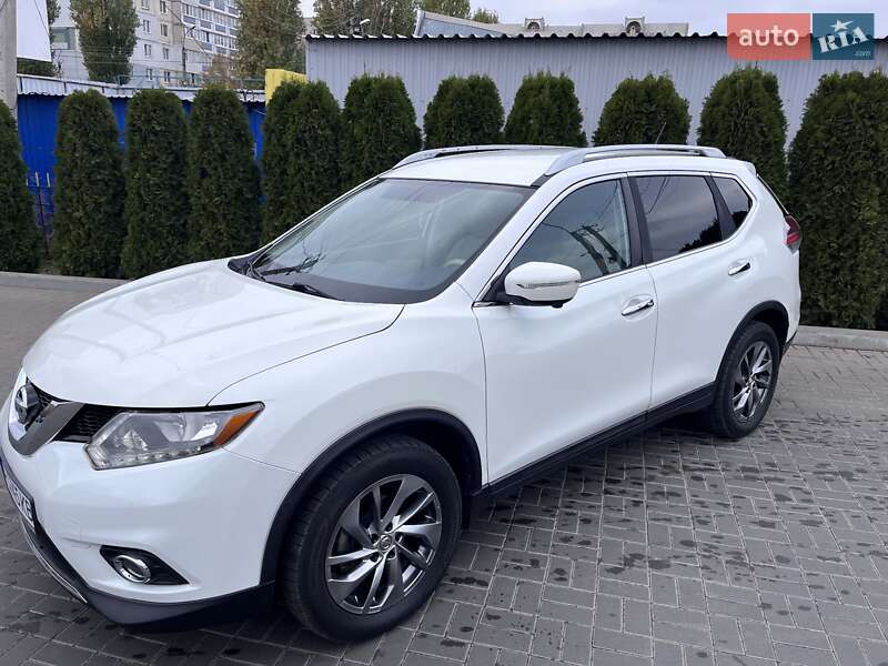 Позашляховик / Кросовер Nissan Rogue 2015 в Черкасах