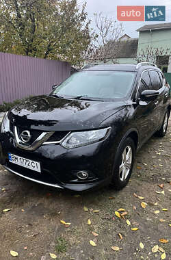 Внедорожник / Кроссовер Nissan Rogue 2015 в Сумах