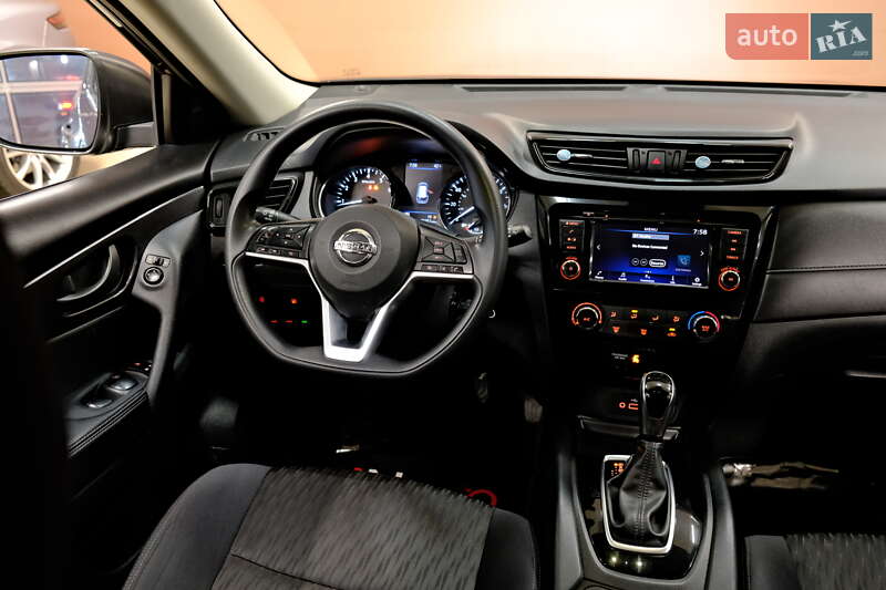 Внедорожник / Кроссовер Nissan Rogue 2019 в Одессе