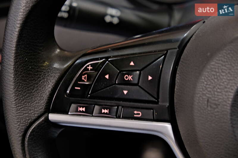 Внедорожник / Кроссовер Nissan Rogue 2019 в Одессе