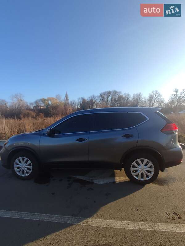 Позашляховик / Кросовер Nissan Rogue 2017 в Ірпені фото 3 Позашляховик / Кросовер Nissan Rogue 2017 в Ірпені