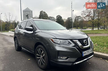 Внедорожник / Кроссовер Nissan Rogue 2017 в Одессе