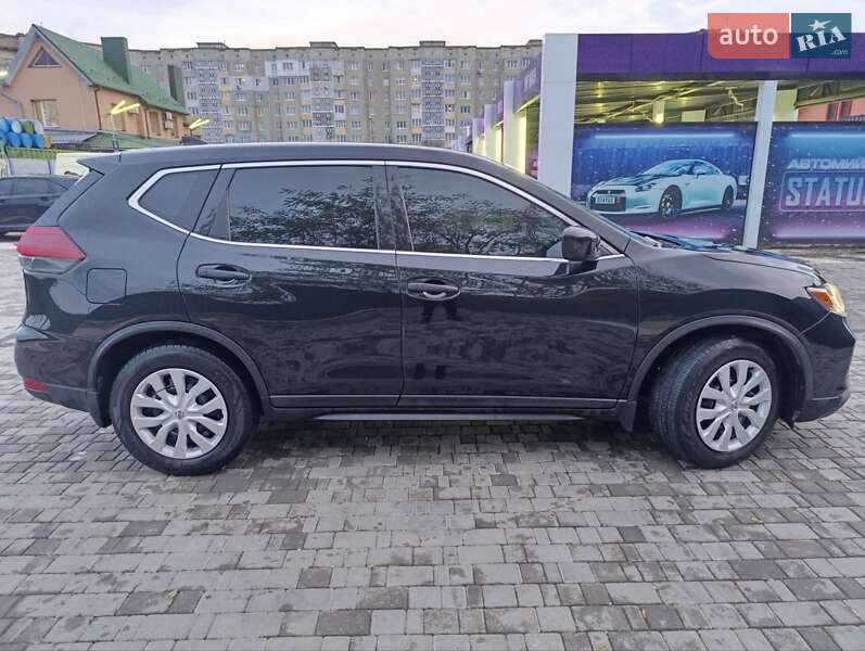 Nissan Rogue 2017