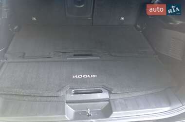 Внедорожник / Кроссовер Nissan Rogue 2017 в 