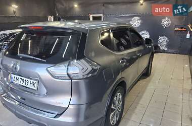 Позашляховик / Кросовер Nissan Rogue 2014 в Житомирі