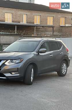 Позашляховик / Кросовер Nissan Rogue 2016 в Кропивницькому