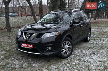 Позашляховик / Кросовер Nissan Rogue 2015 в Лубнах