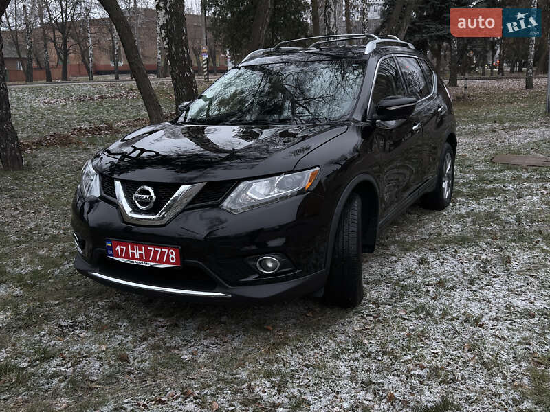 Позашляховик / Кросовер Nissan Rogue 2014 в Лубнах
