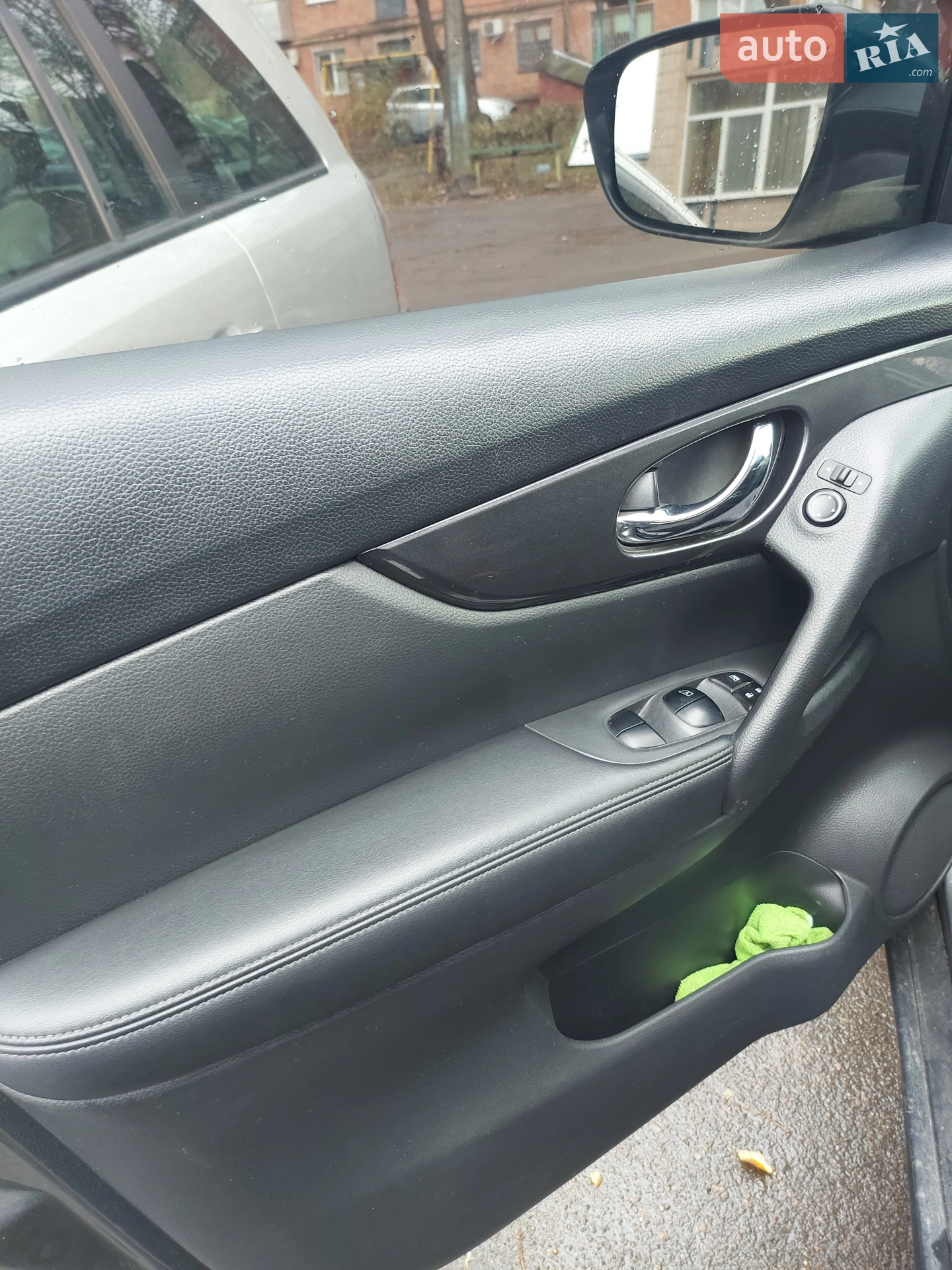 2017 Nissan Rogue - мініатюра 17