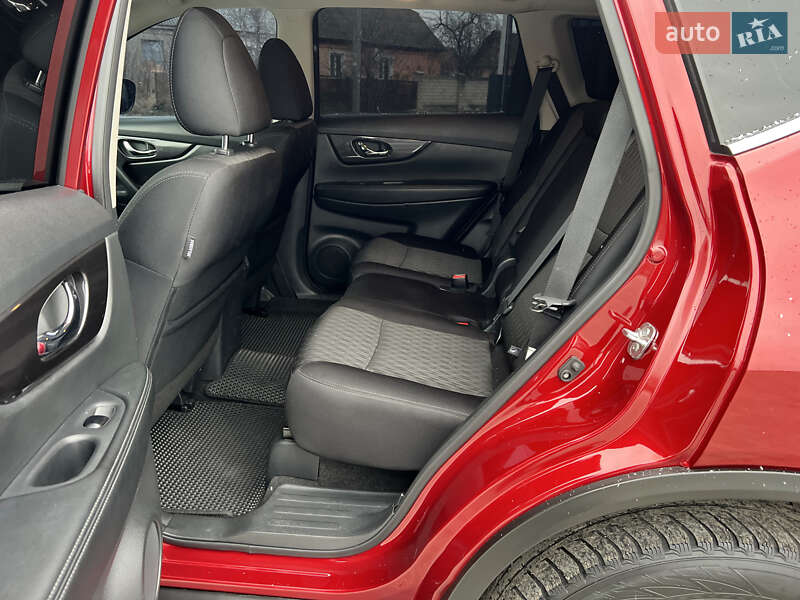 Внедорожник / Кроссовер Nissan Rogue 2018 в Виннице