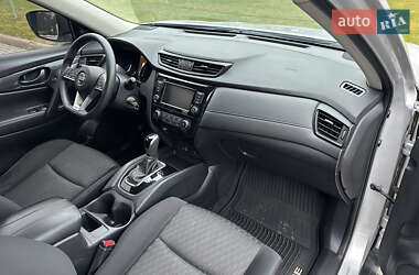 Позашляховик / Кросовер Nissan Rogue 2020 в 