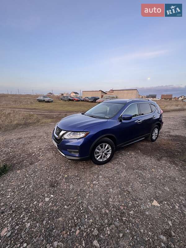 Внедорожник / Кроссовер Nissan Rogue 2017 в Одессе