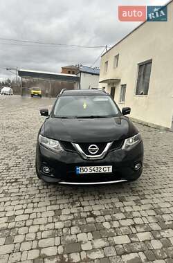 Позашляховик / Кросовер Nissan Rogue 2015 в Борщеві