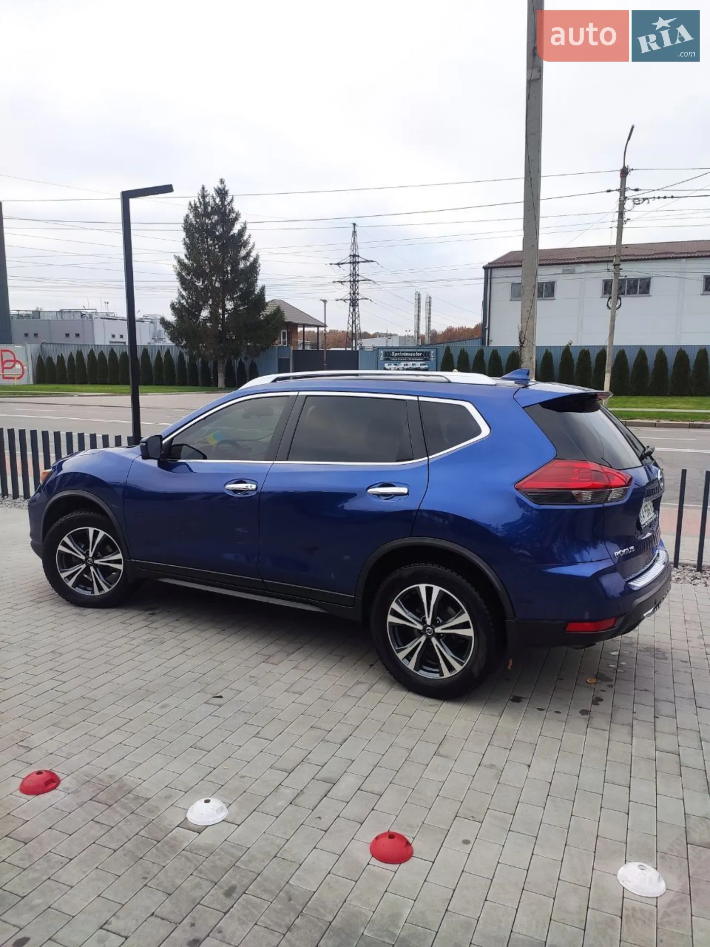 2019 Nissan Rogue - мініатюра 2