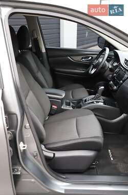 Позашляховик / Кросовер Nissan Rogue 2020 в 