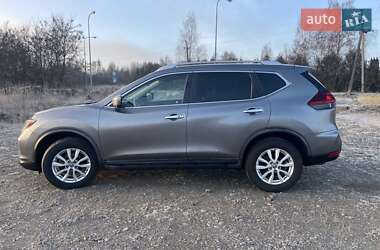 Позашляховик / Кросовер Nissan Rogue 2018 в Львові