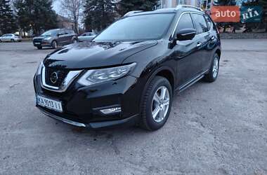 Позашляховик / Кросовер Nissan Rogue 2017 в Харкові