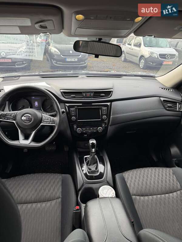 Позашляховик / Кросовер Nissan Rogue 2018 в Ізмаїлі