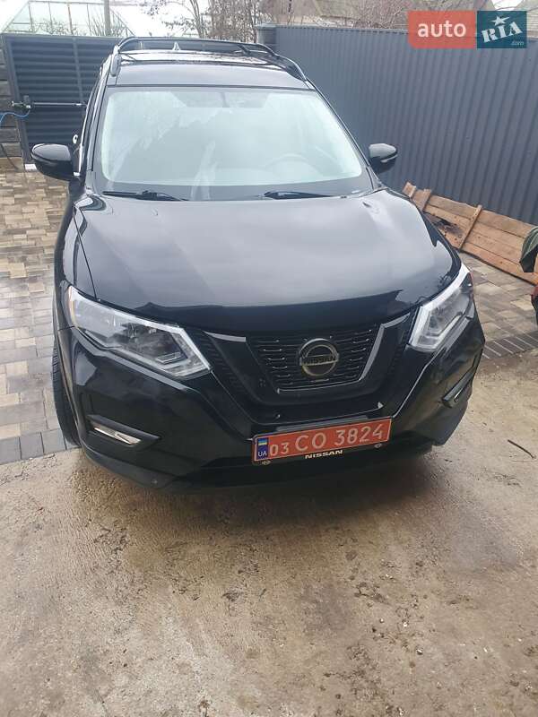 Позашляховик / Кросовер Nissan Rogue 2018 в Ізмаїлі