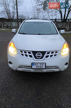 Позашляховик / Кросовер Nissan Rogue 2012 в Стрию