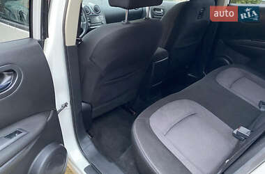 Позашляховик / Кросовер Nissan Rogue 2012 в Стрию