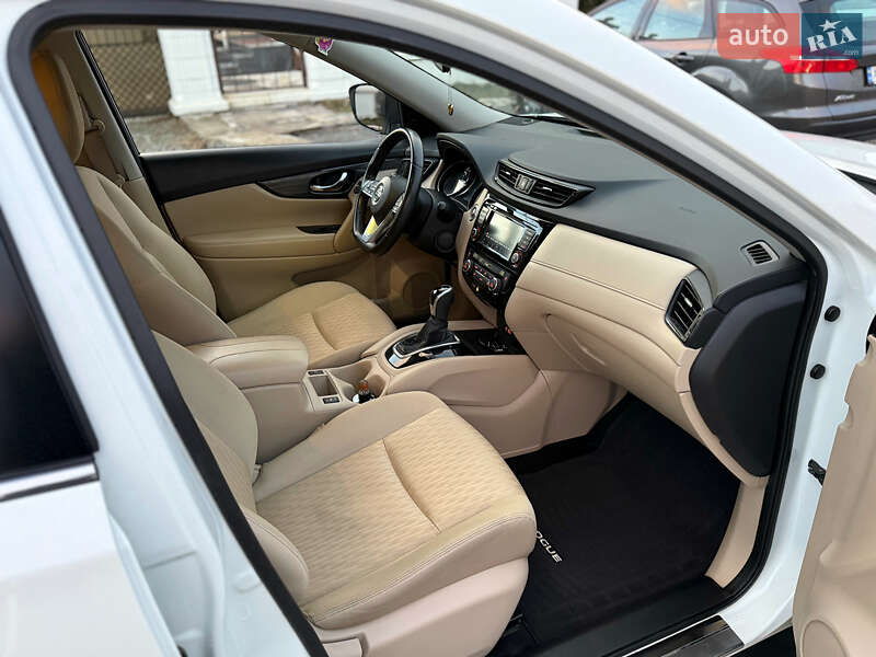 Позашляховик / Кросовер Nissan Rogue 2018 в Вінниці
