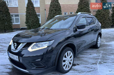 Внедорожник / Кроссовер Nissan Rogue 2015 в Киеве