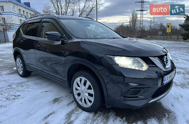 Внедорожник / Кроссовер Nissan Rogue 2015 в Киеве