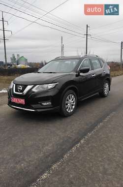 Внедорожник / Кроссовер Nissan Rogue 2018 в Казатине