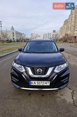 Внедорожник / Кроссовер Nissan Rogue 2019 в Киеве