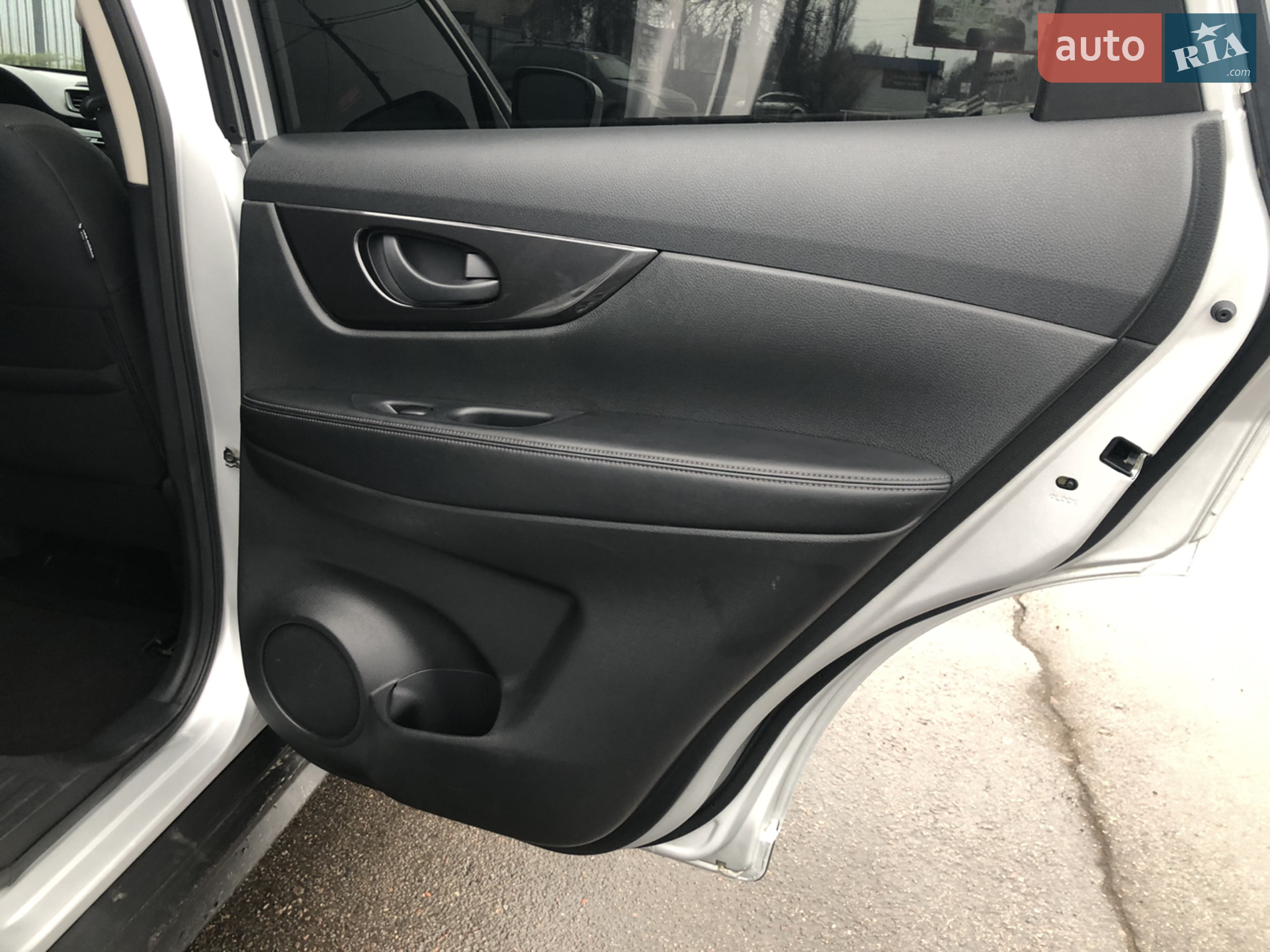 2019 Nissan Rogue - мініатюра 28