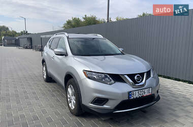 Позашляховик / Кросовер Nissan Rogue 2015 в Полтаві