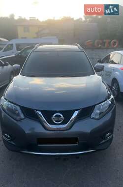 Позашляховик / Кросовер Nissan Rogue 2014 в Полтаві