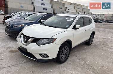 Позашляховик / Кросовер Nissan Rogue 2015 в Львові