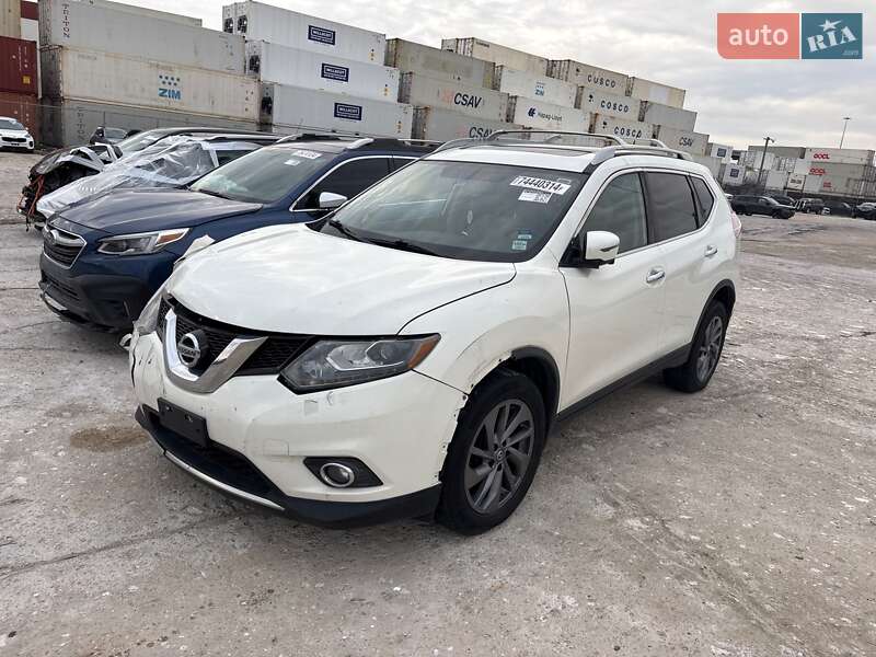 Внедорожник / Кроссовер Nissan Rogue 2015 в Львове