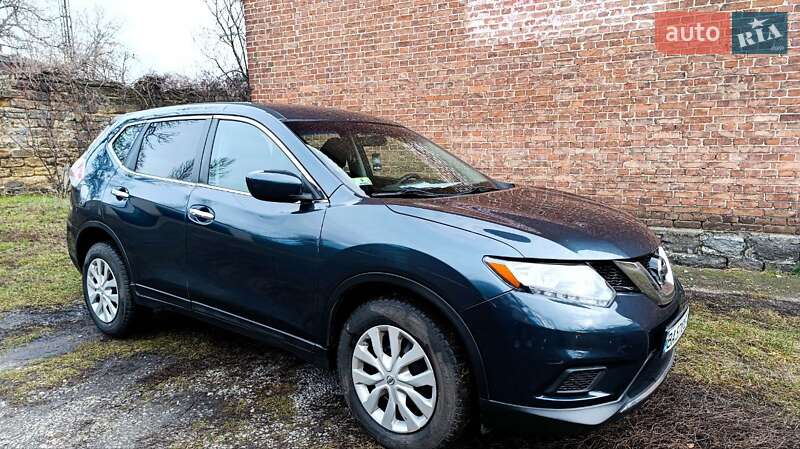 Позашляховик / Кросовер Nissan Rogue 2016 в Помічній