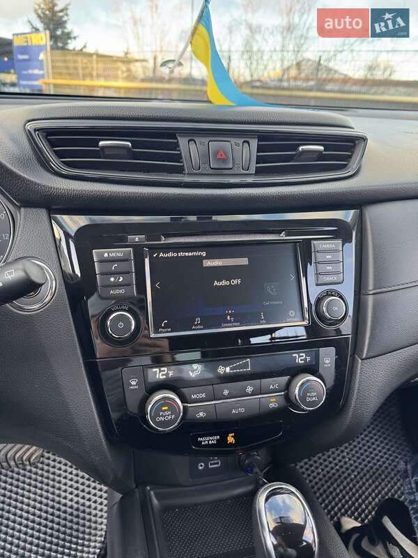 Внедорожник / Кроссовер Nissan Rogue 2018 в Ивано-Франковске