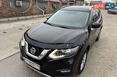 Позашляховик / Кросовер Nissan Rogue 2017 в Києві