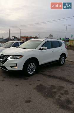 Позашляховик / Кросовер Nissan Rogue 2017 в Харкові