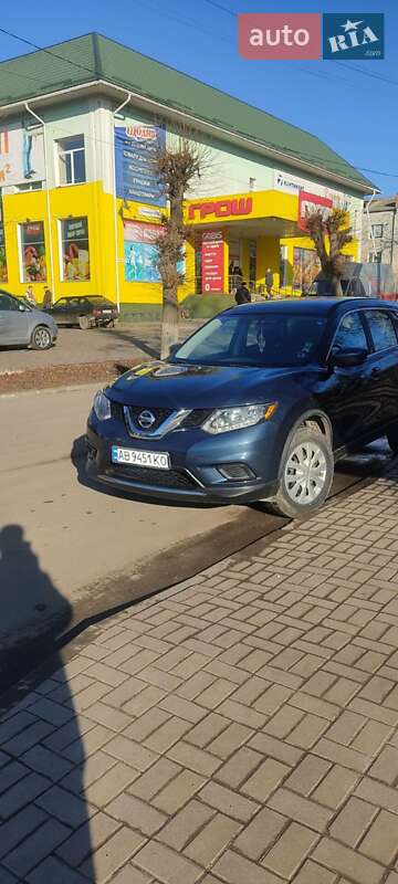 Внедорожник / Кроссовер Nissan Rogue 2016 в Баре